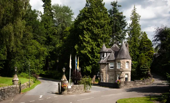 Entrance & Gate Lodge